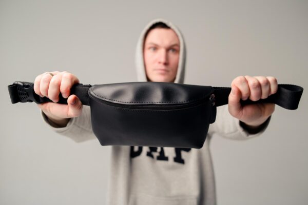 Бананка чоловіча Skill прямокутна чорна