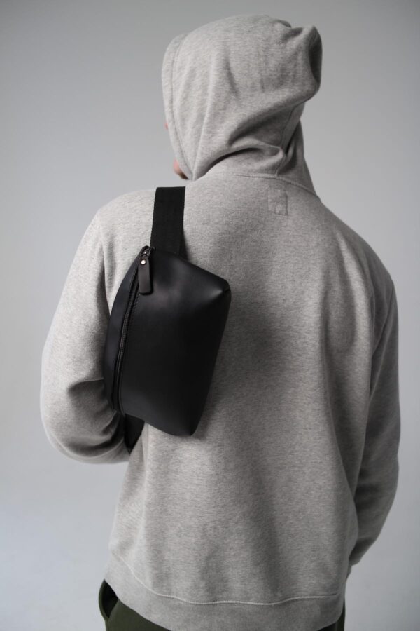 Бананка чоловіча Skill прямокутна чорна