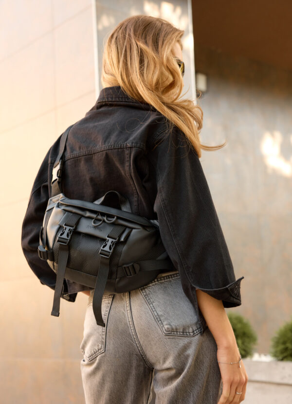 Сумка-бананка жіноча Sambag Dynamicdart чорна