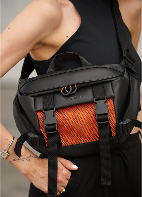 Сумка-бананка женская Sambag Dynamicdart черная с оранжевым