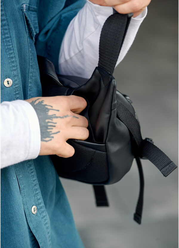 Сумка-бананка чоловіча Sambag Dynamicdart чорна з помаранчевим