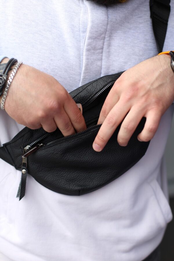 Бананка чоловіча Skill Line чорна