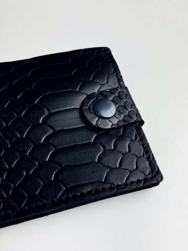 Кошелек бифолд мужской Skill тиснение питон черный