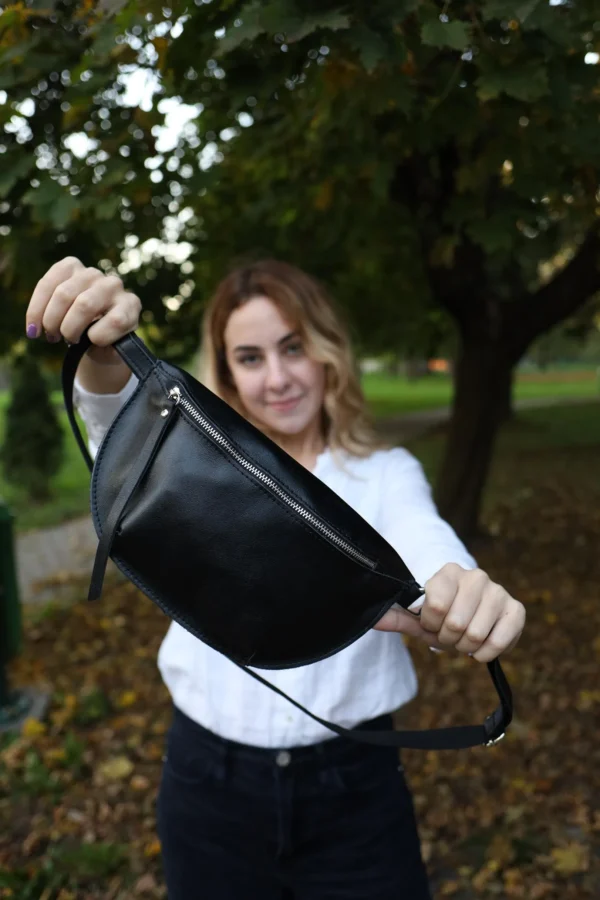 Бананка жіноча Miros Florencia чорна