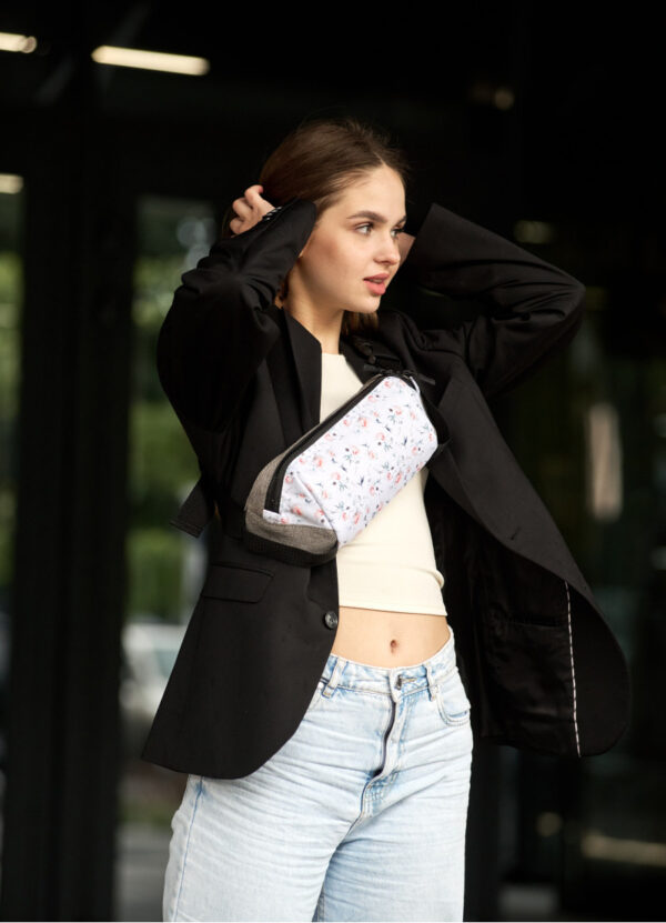 Бананка жіноча тканинна Sambag Holster MSH біло-сіра з принтом