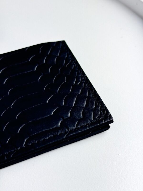 Кошелек бифолд мужской Skill тиснение питон черный