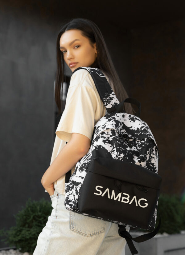 Женский рюкзак Sambag Active с принтом черный с белым