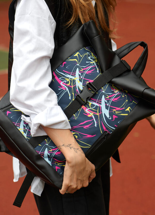 Рюкзак жіночий Sambag RollTop One з принтом чорний