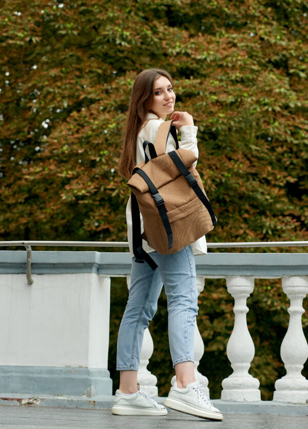 Женский рюкзак роллтоп Sambag RollTop Milton коричневый тканевый