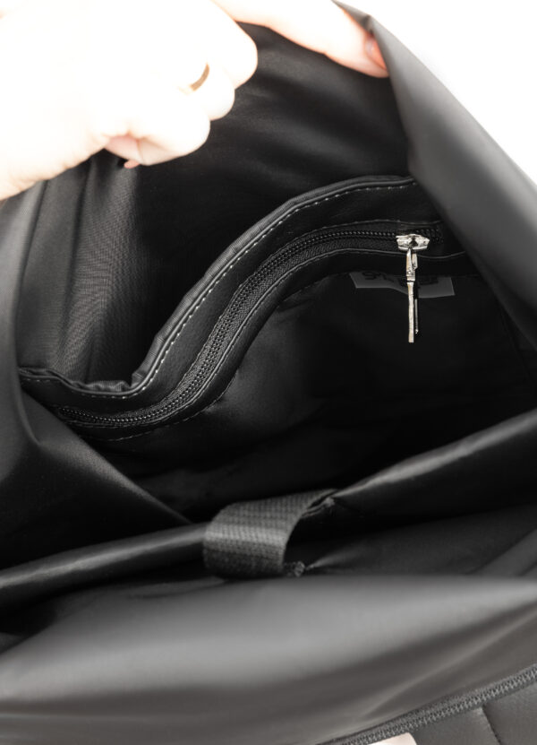 Женский рюкзак роллтоп Sambag RollTop LTH черный с флагом Украины