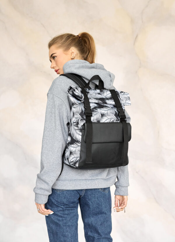 Рюкзак роллтоп жіночий RollTop Milton чорний з принтом