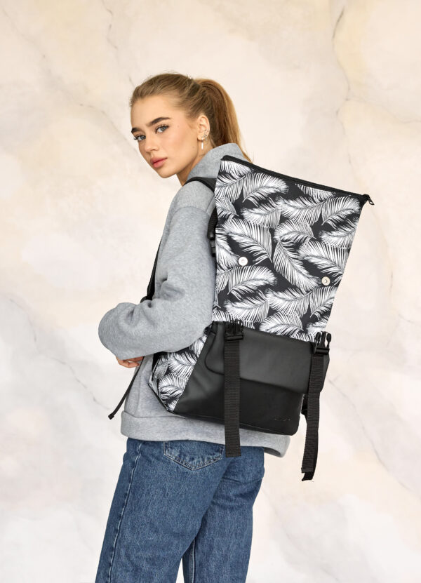 Рюкзак роллтоп жіночий RollTop Milton чорний з принтом