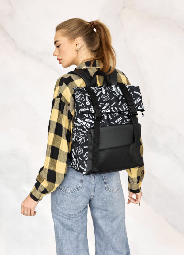 Женский рюкзак роллтоп RollTop Milton черный с принтом