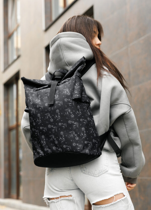 Рюкзак роллтоп жіночий Sambag RollTop KZN з принтом чорний
