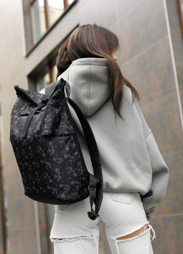 Рюкзак роллтоп жіночий Sambag RollTop KZN з принтом чорний