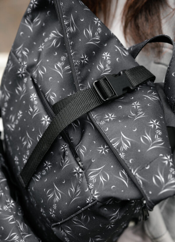 Рюкзак роллтоп жіночий Sambag RollTop KZN з принтом чорний