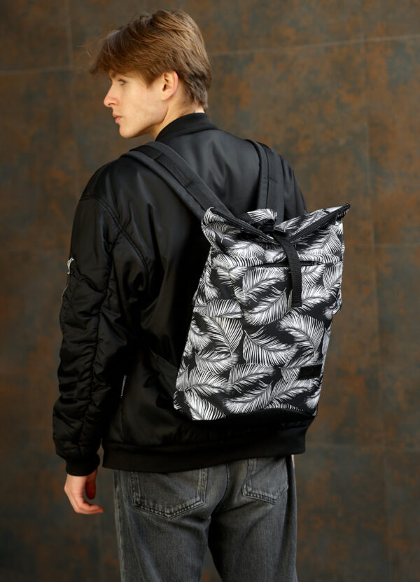 Мужской рюкзак роллтоп Sambag RollTop KZN принт белый с черным