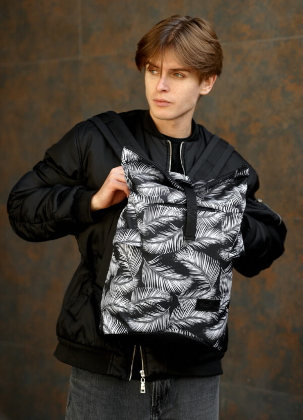 Мужской рюкзак роллтоп Sambag RollTop KZN принт белый с черным