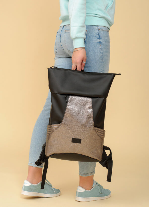 Женский рюкзак роллтоп Sambag RollTop MQN черный с серебряным