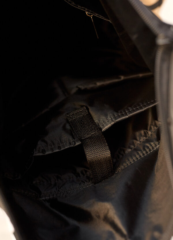 Рюкзак жіночий Sambag RollTop Hacking чорний з помаранчевим