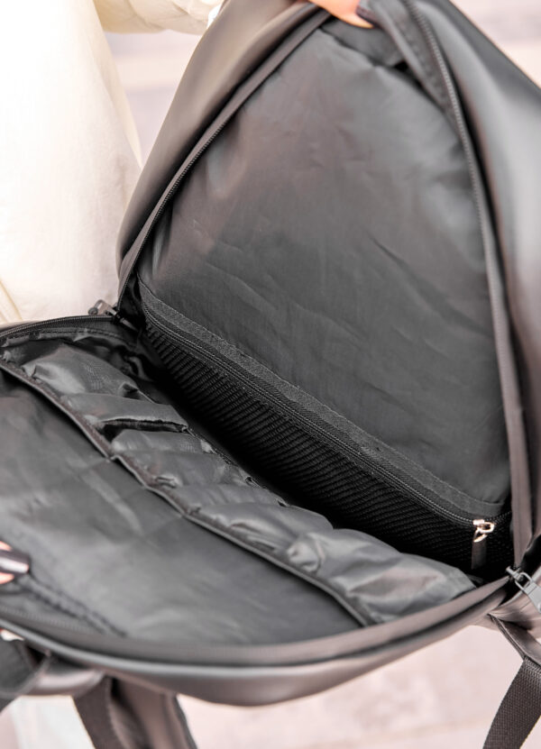 Женский рюкзак Sambag Aura черный с принтом