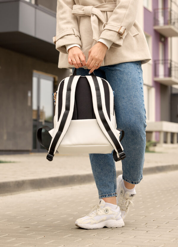 Рюкзак жіночий Sambag Aura білий з принтом