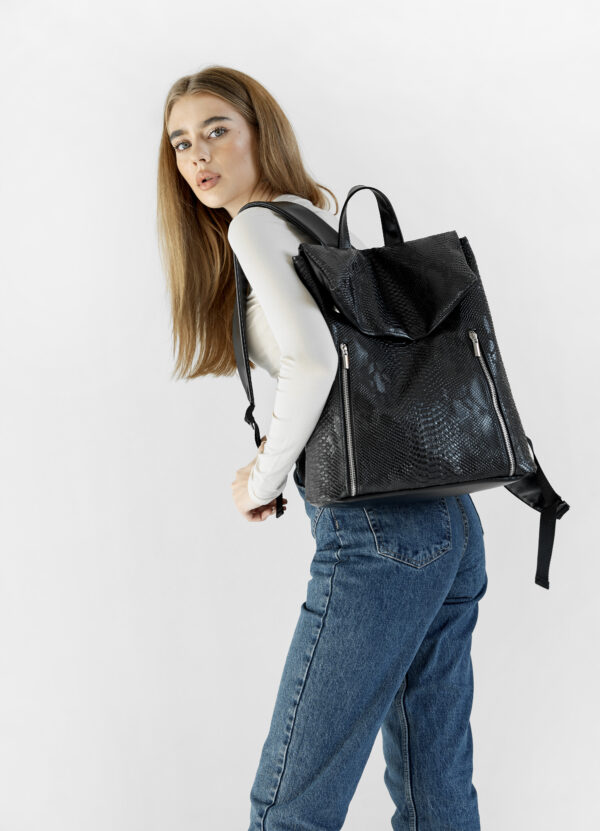 Женский рюкзак Sambag Rene LZS крокодил черный
