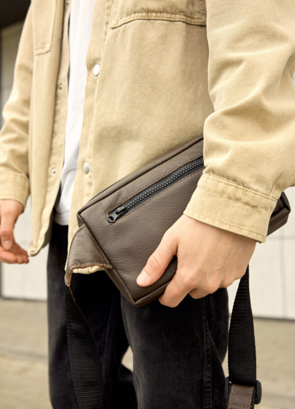 Бананка мужская прямоугольная Sambag Harvi коричневая