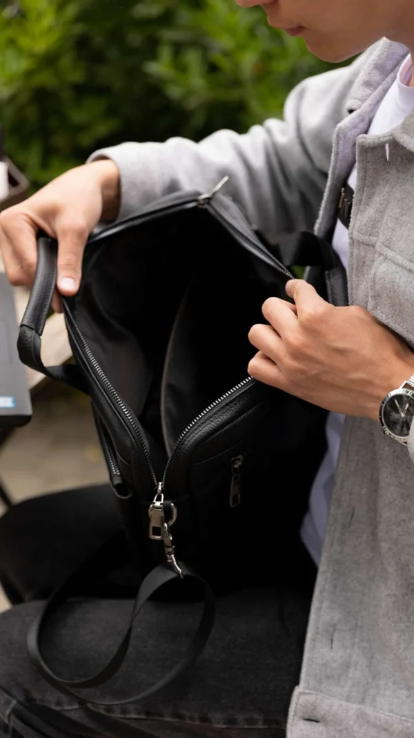 Сумка для ноутбука кожаная Miros Мюнхен черная