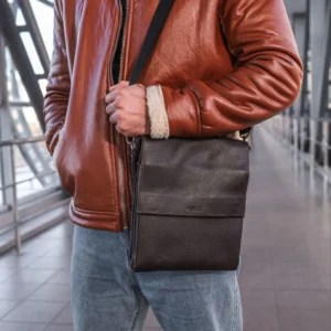 Ð¡ÑÐ¼ÐºÐ° Ð¼ÑÐ¶ÑÐºÐ°Ñ Ð¼ÐµÑÑÐµÐ½Ð´Ð¶ÐµÑ Miros ÐÐ¾Ð½Ð´Ð¾Ð½ ÐºÐ¾ÑÐ¸ÑÐ½ÐµÐ²Ð°Ñ