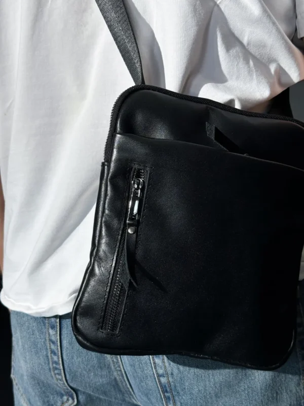 Сумка мужская мессенджер Skill гладкая кожа черная