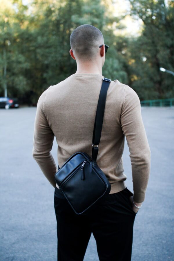 Сумка месенджер чоловіча Skill гладка шкіра чорна