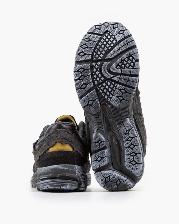 Кроссовки New Balance 2002R Protection Pack Black