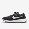 Кроссовки мужские Nike Revolution 6 Flyease Next Nature Black/White