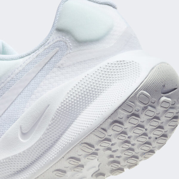 Кросівки жіночі Nike W Revolution 7 White