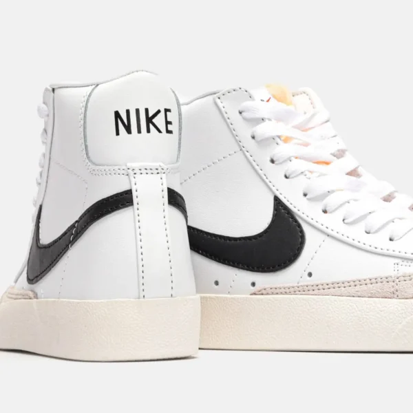 Кроссовки Nike Blazer Mid Vintage ’77 White/Black