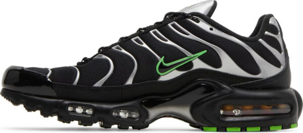 Кроссовки Nike Air Max Plus TN Black/Silver/Green Strike