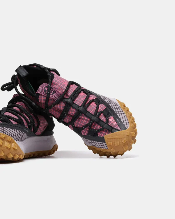 Кроссовки Nike ACG Mountain Fly Low Flash Crimson