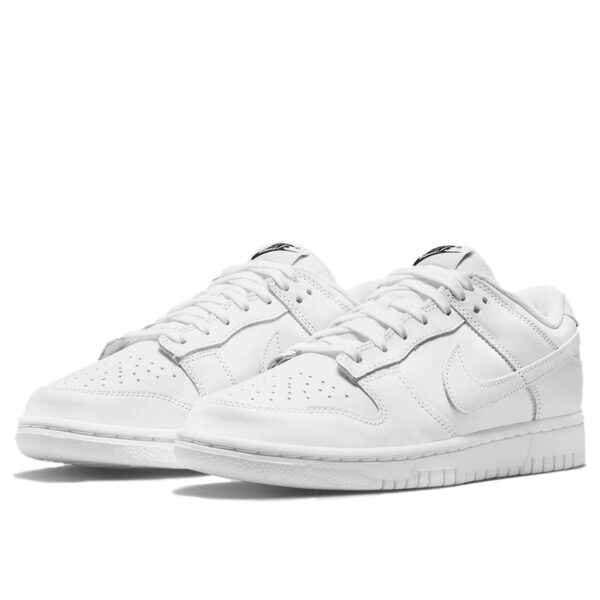 Кроссовки Nike Dunk Low Triple White