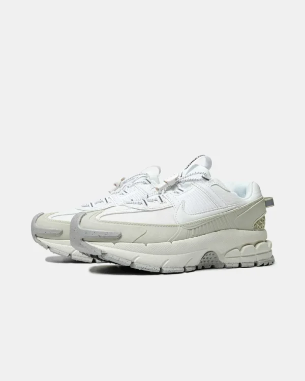 Кросівки Nike Air Zoom Vomero Roam Summit White