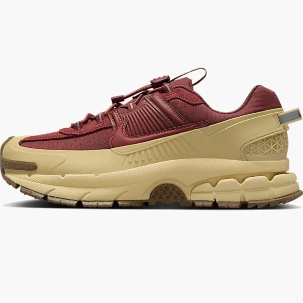 Кросівки Nike Zoom Vomero Roam Team Red Gold