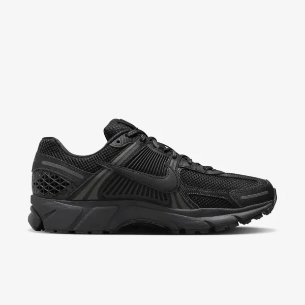 Кроссовки Nike Air Zoom Vomero 5 Triple Black