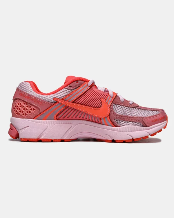 Кроссовки Nike Air Zoom Vomero 5 Barbie