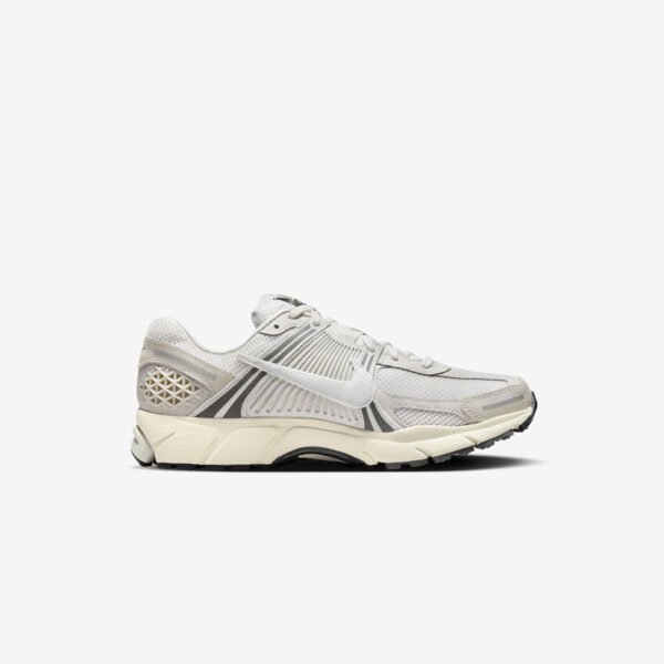 Кроссовки Nike Air Zoom Vomero 5 Platinum Tint