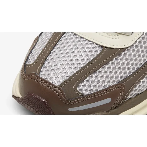 Кроссовки Nike Zoom Vomero 5 Earth Fossil