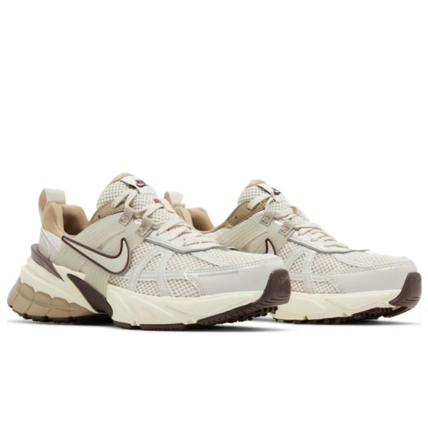 Кросівки Nike V2K Run Light Orewood Brown